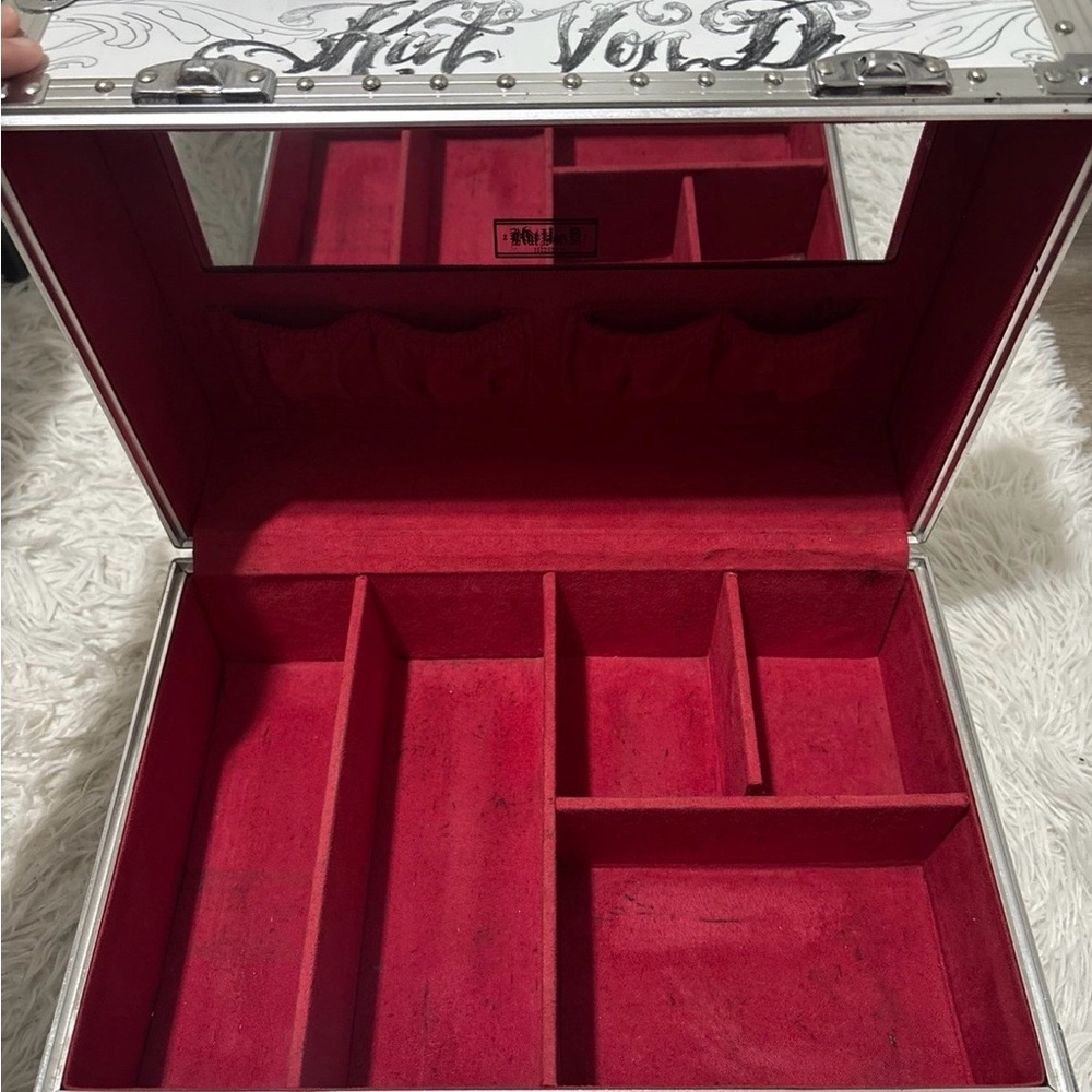 Kat Von D Angelino / Angeleno Train Case RARE - Picture 3 of 5